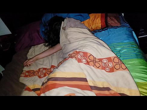 ❤️ Stepson berači svojo mlado mačeho, medtem ko ona spi. ❤️ Porno na sl.kanalmoscow.ru ❌❤